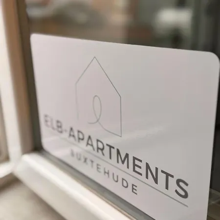 Altstadt 82qm! 5 Schlafplaetze! Apartament Buxtehude