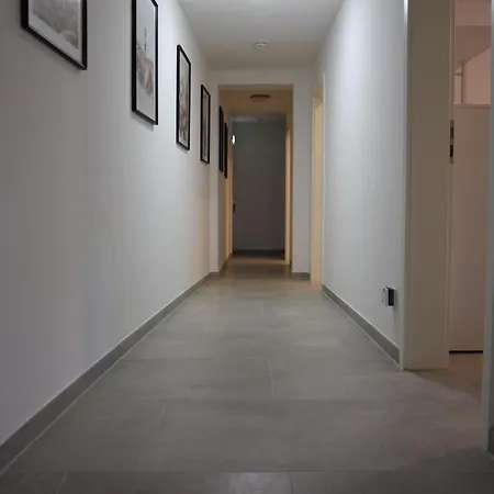 Apartament Altstadt 82qm! 5 Schlafplaetze! *