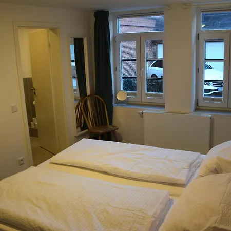 Altstadt 82qm! 5 Schlafplaetze! * בוקסטהודה