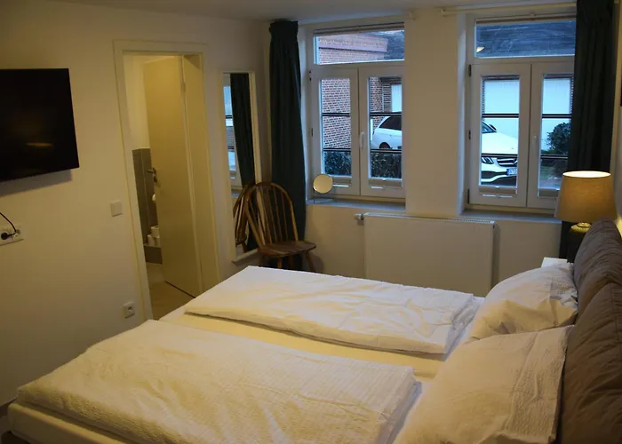 Altstadt 82qm! 5 Schlafplaetze! * Buxtehude